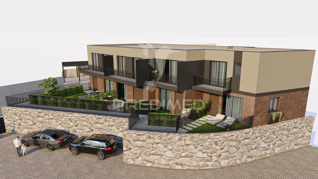 Modern T2 Duplex with Garage in Lamas