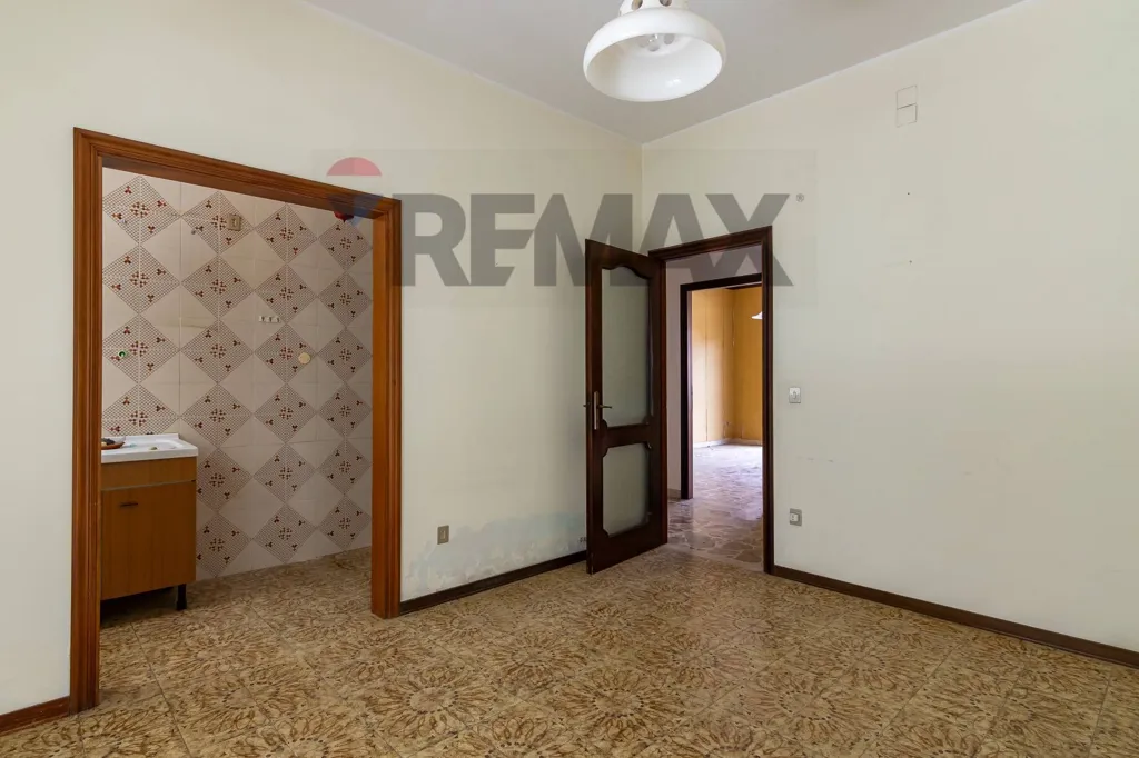 Pièces - Apartment with Balcony in Siracusa Centre