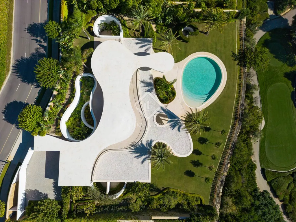 Vista aerea - Contemporary Villa with Pool in Estepona