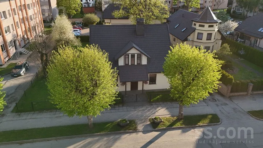 Vue aérienne - Two-Storey House with Garden in Sigulda Centre