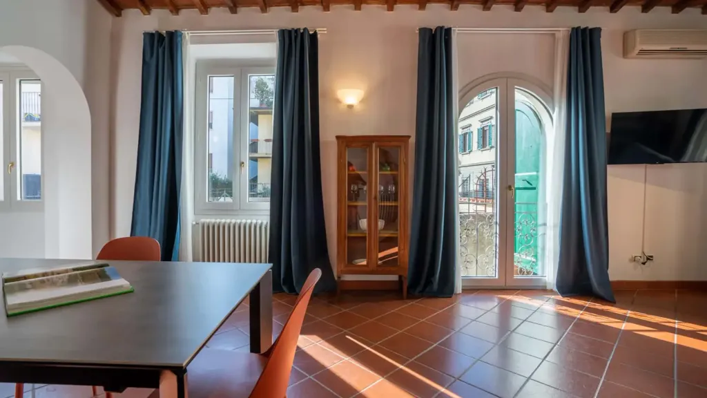 Söögituba - Arty Apartment with Balcony in Florence