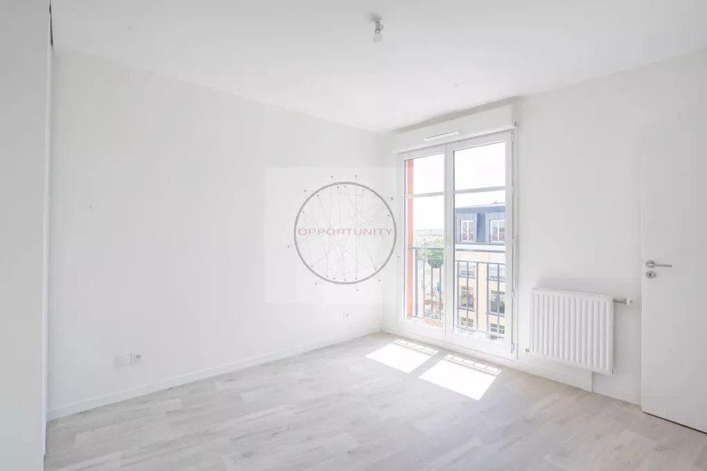 Toad - 2-Bed Apartment with Garden View in Le Blanc-Mesnil