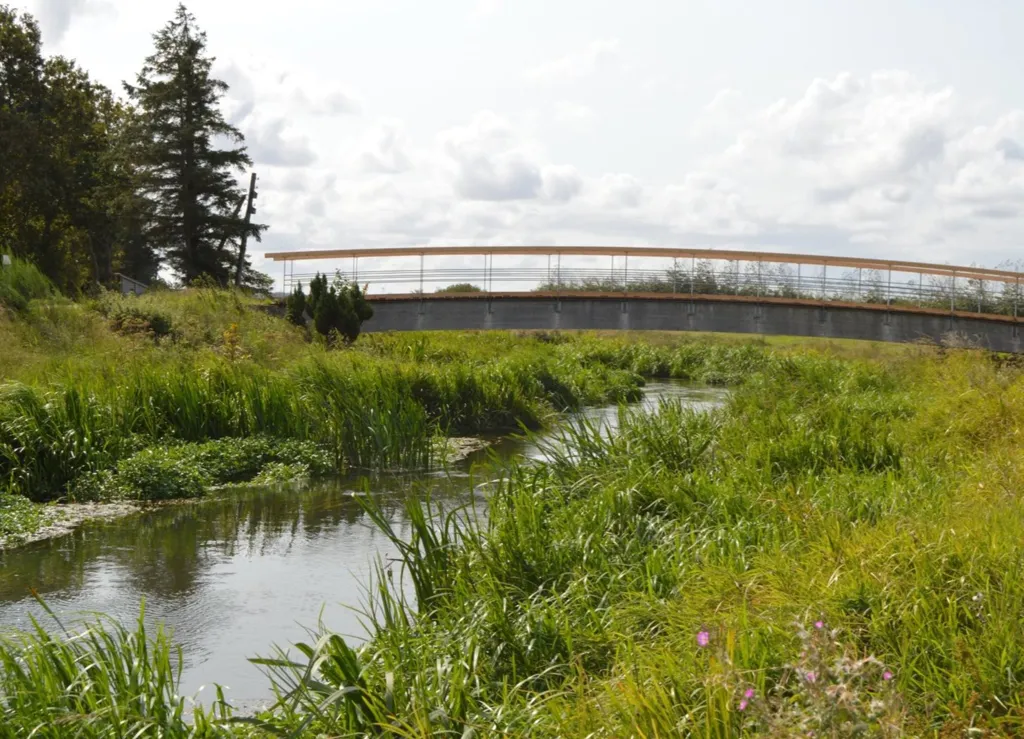 Year-Round Plot with 5G Coverage in Skjern