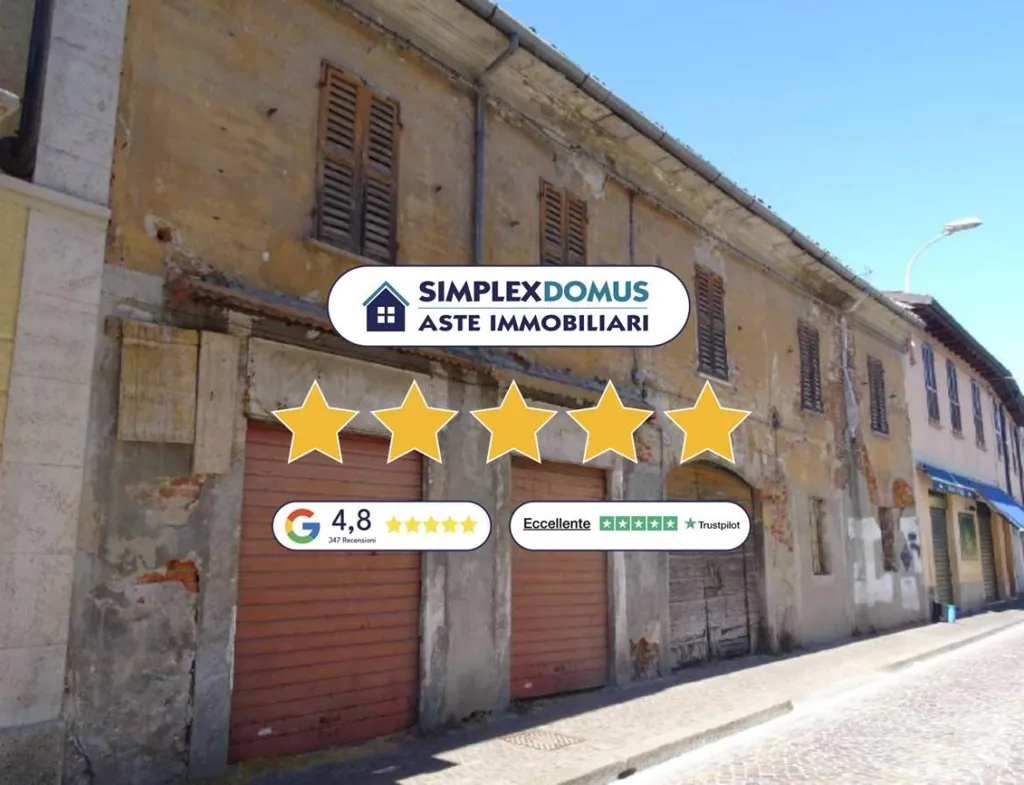 Exterior - Auctioned Apartment with Balcony in Codogno