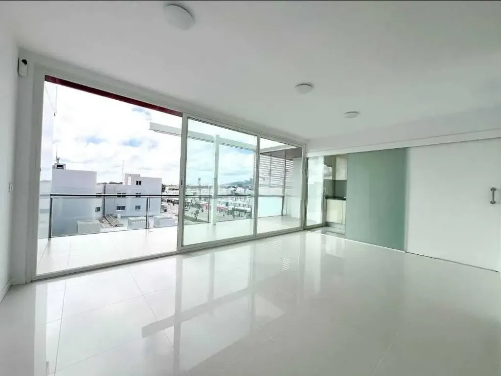 Elutuba - New Duplex with Terrace in Playa den Bossa