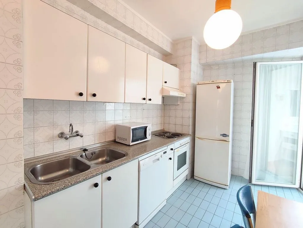 Cuisine - Student Flat with Terrace in San Juan, Pamplona