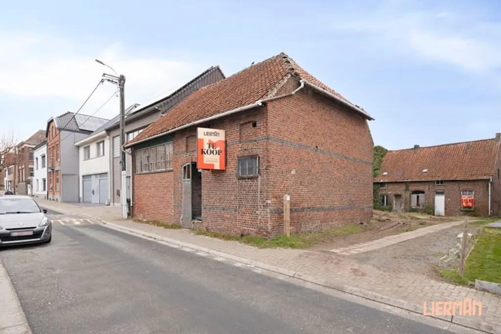Esterno - Renovation Project with Workshop in Borsbeke