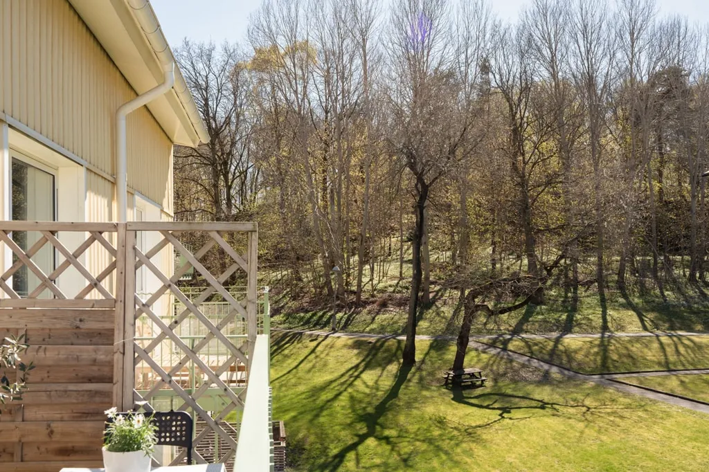 Rõdu - Modern Flat with West Balcony in Göteborg