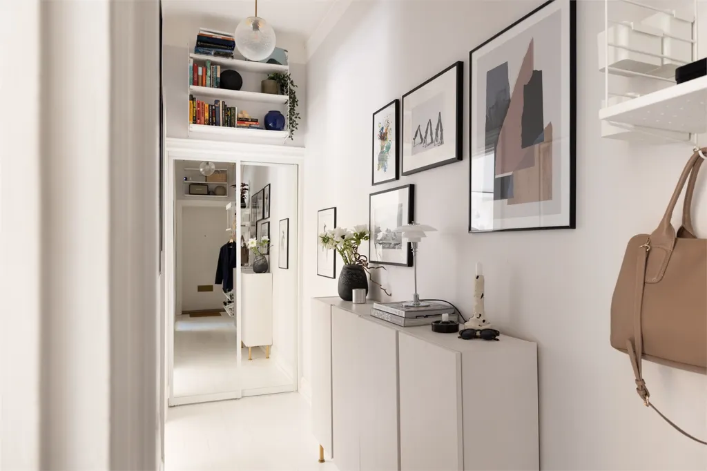 Hallway - Charming 2-Bedroom Flat with Garden in Vasastan