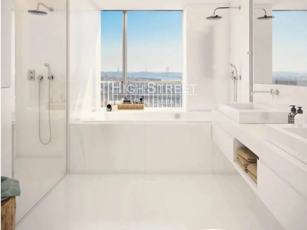 Salles de bain - Luxury 1-Bedroom Apartment in Campolide, Lisbon
