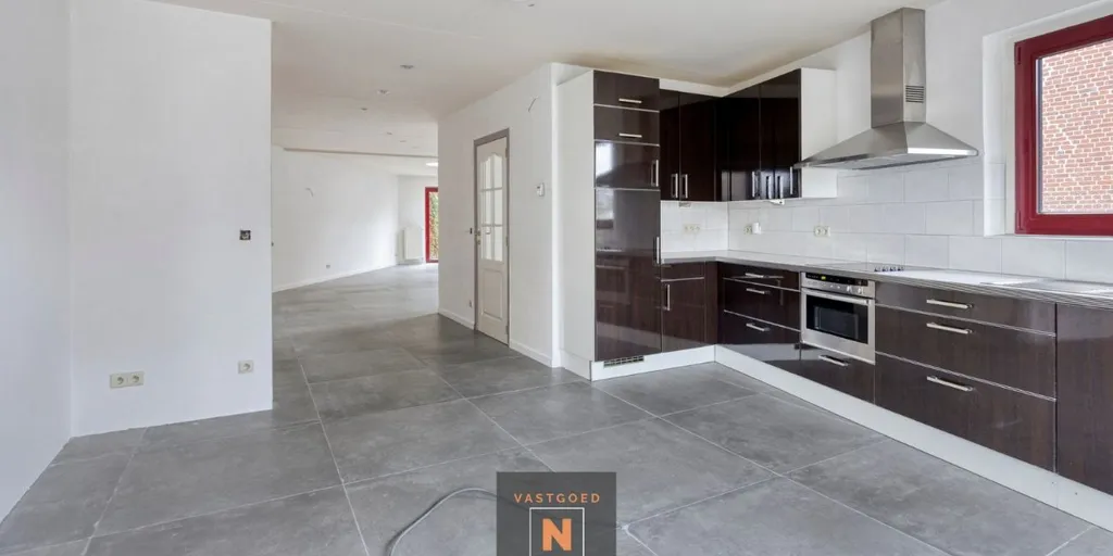 Cucina - Semi-Open House with Garden in Smeermaas, Lanaken