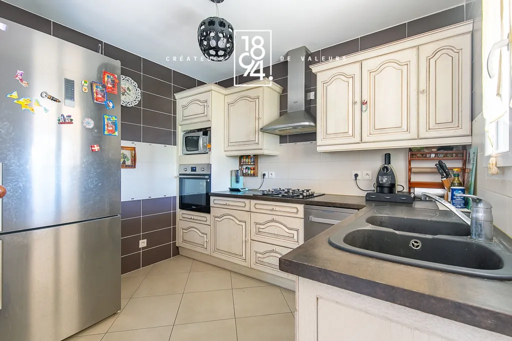 Cucina - Detached House with Pool in Marignane
