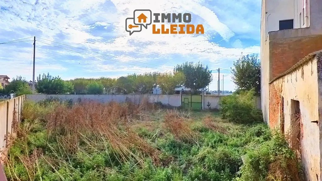Giardino - Warehouse with Potential for Development in Boldú