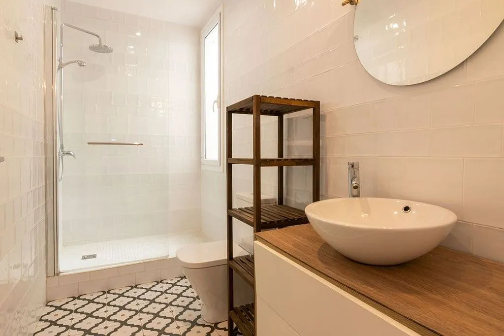 Salles de bain - Furnished Flat with Balcony in Barcelona