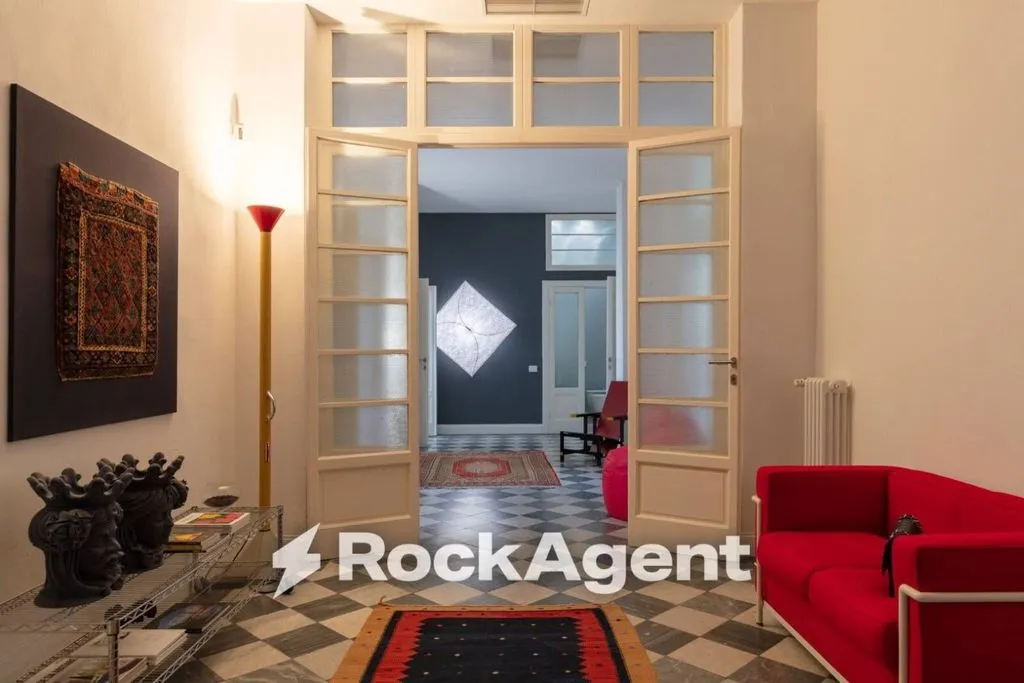 Luxury Apartment with Balcony in Leghorn