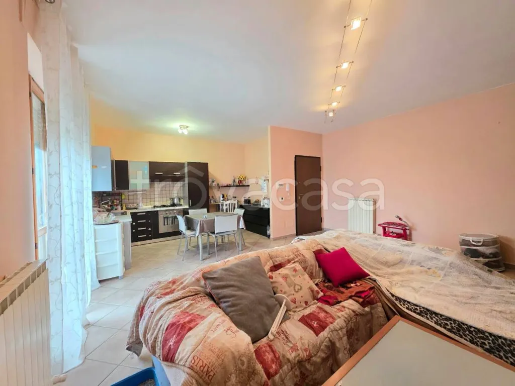 Elutuba - Rental Flat with Balcony in Rondissone
