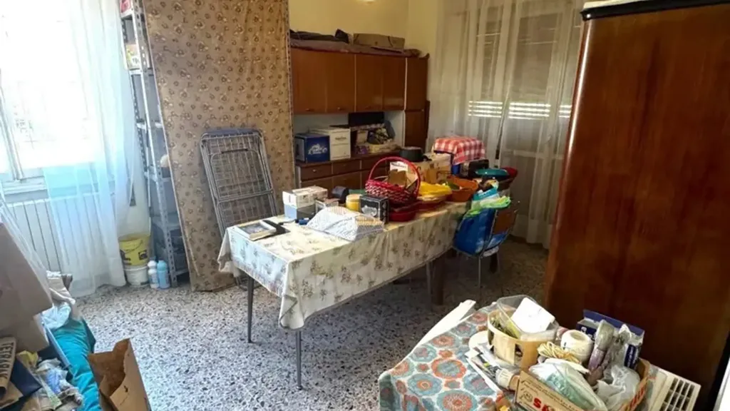 Cuisine - Cielo-Terra Property with Shop in Binasco