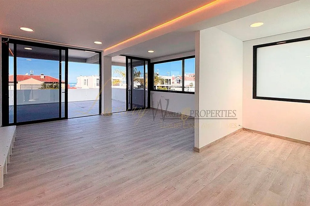 Elutuba - Modern Villa with Private Pool in El Madroñal