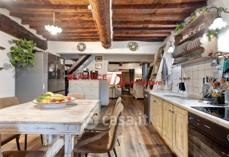 Cuisine - Rustic Casale with Pool near Camaiore