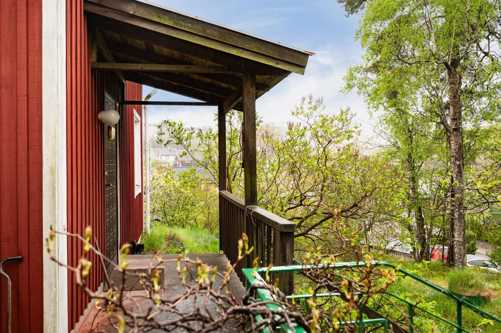 Terrass - Villa with Development Potential in Snättringe