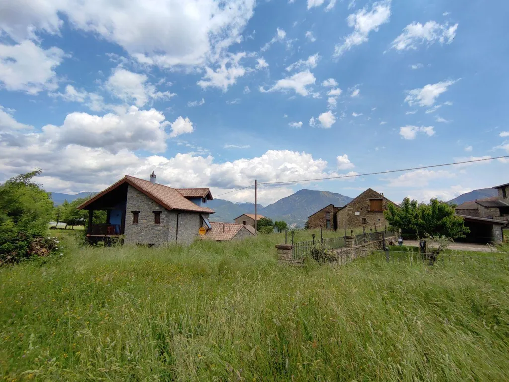 Giardino - Buildable Plot with South Orientation near Fiscal