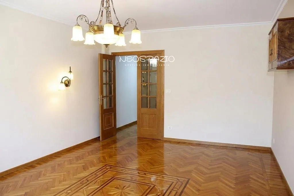 Elutuba - Bright Apartment with Terrace in Lugo