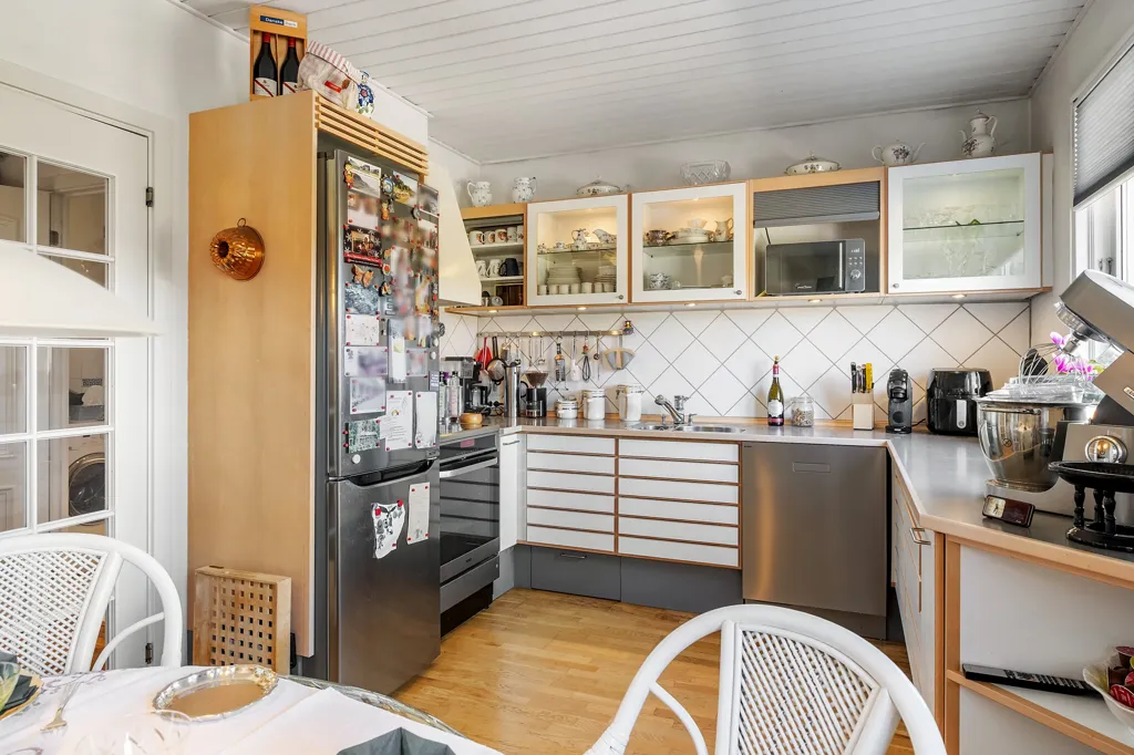 Cucina - Villa Apartment with French Doors in Holte