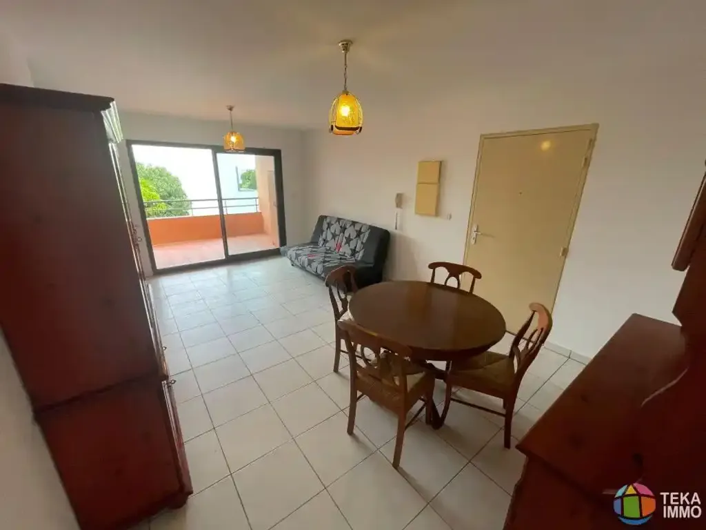 Sala da pranzo - T3 Apartment with Terrace in La Providence, St Denis