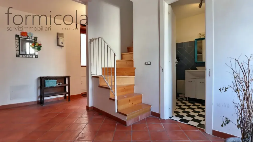 Ingresso - Appartamento con quadrupla esposizione a Napoli