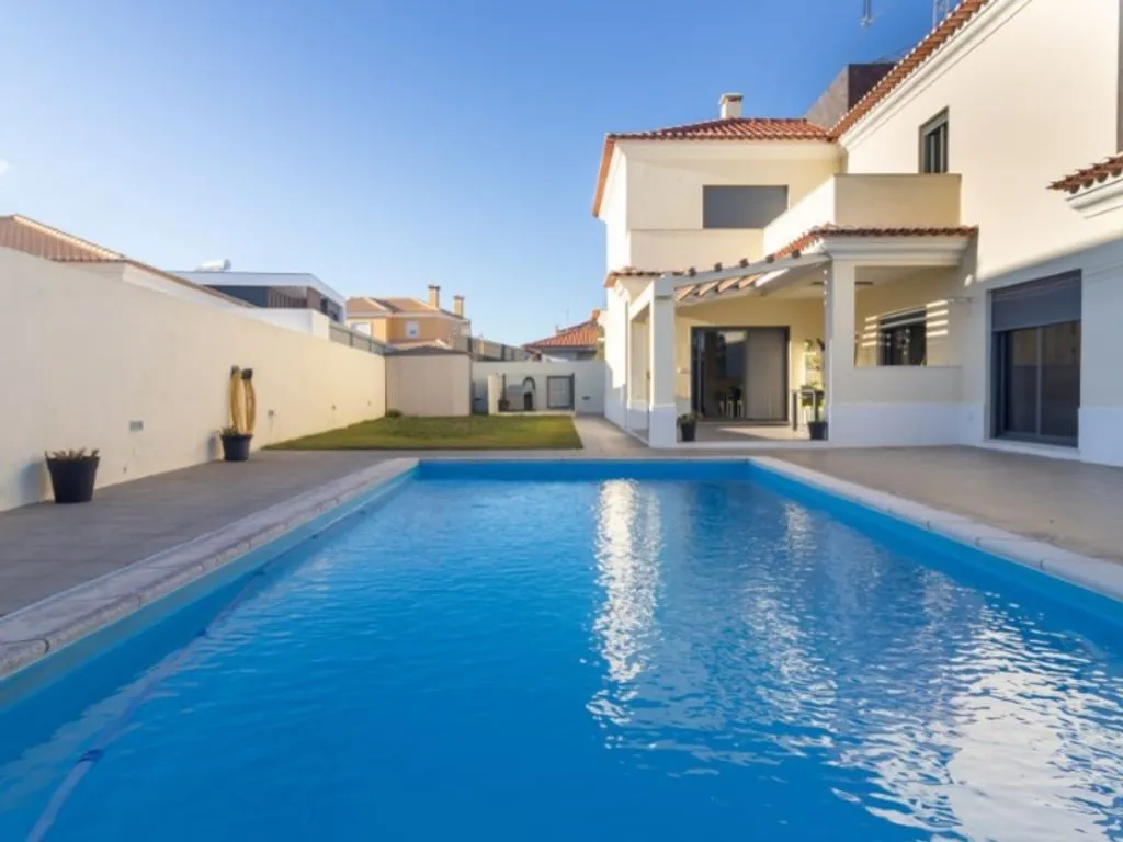 Bassein - Luxury House with Pool in Setúbal