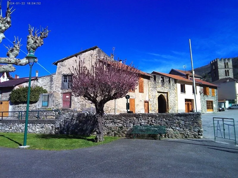 Välivaade - Charming 3-Piece House with Terrace in Tarascon-sur-Ariège