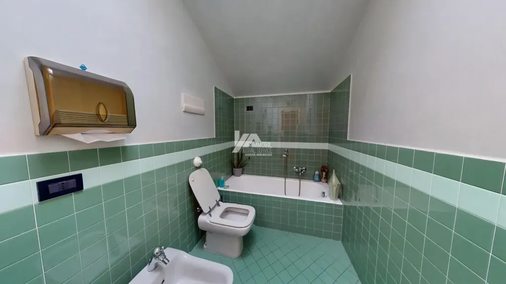 Bathrooms - Mansard Apartment with Terrace in Brescia Centre