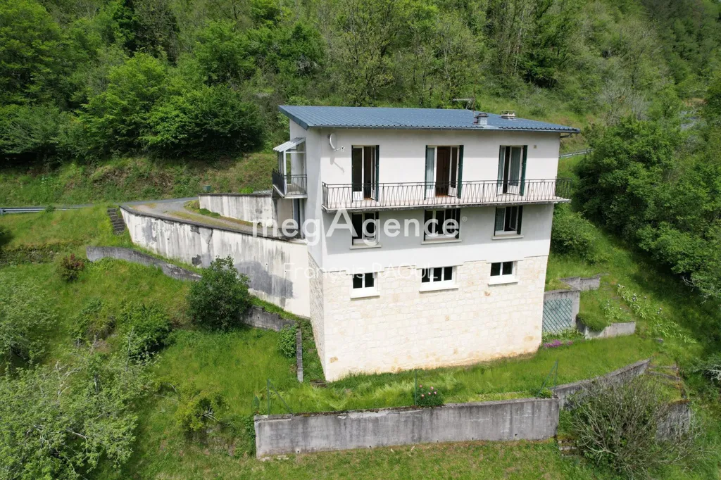 Õhuvaade - Traditional House with Garden in Laguenne