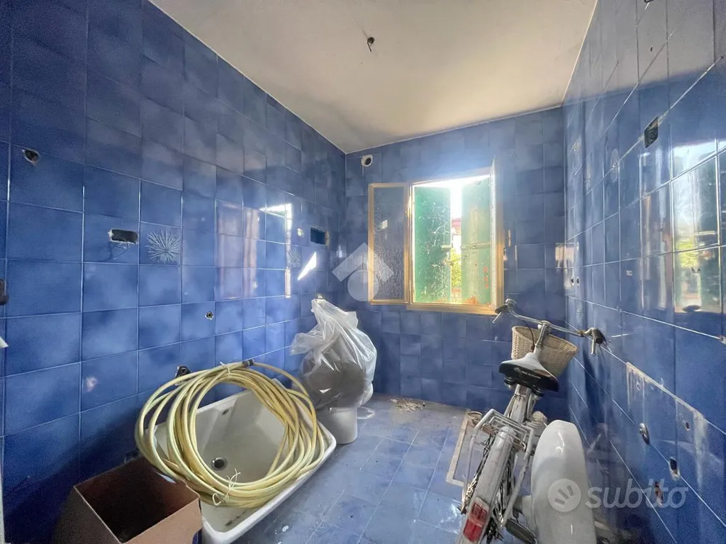 Bathrooms - Rustic Villa in San Marco di Resana