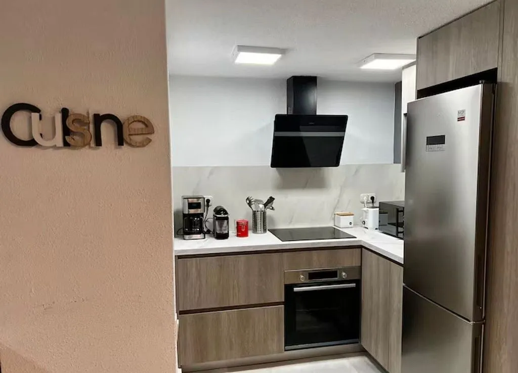 Cucina - 2-Bedroom Apartment with Lift in Benidorm Centre