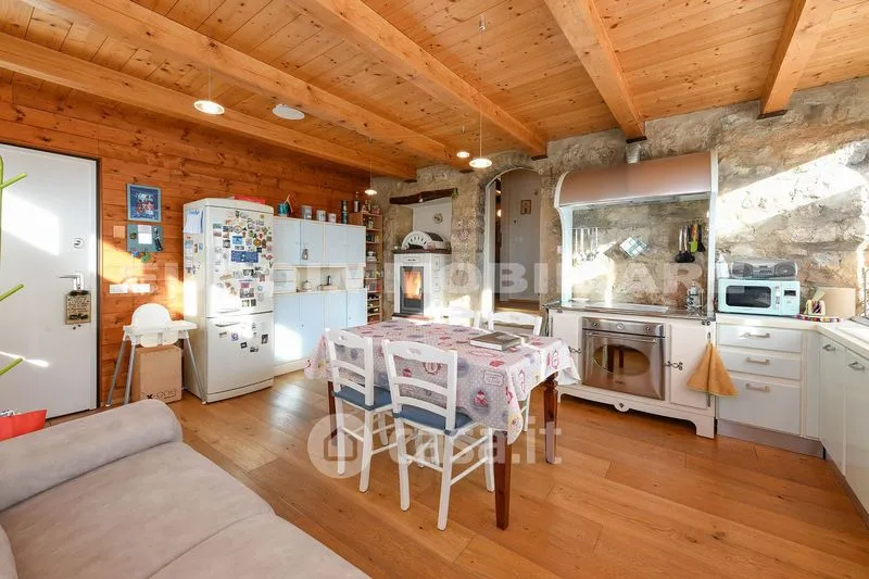 Cuisine - Restored Terraced House with Private Garden in Ome