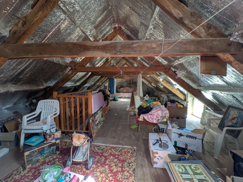 Toad - Bourgeois House with Ample Garden in Bubry