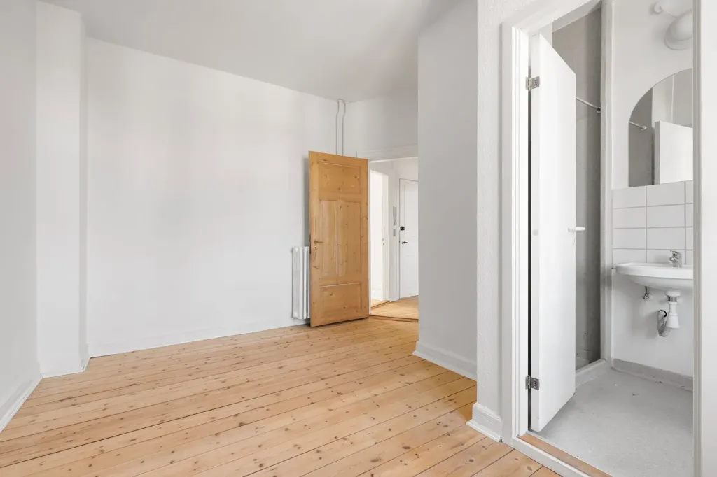 Stanze - Classic 2-Bedroom Apartment with Courtyard in Centre