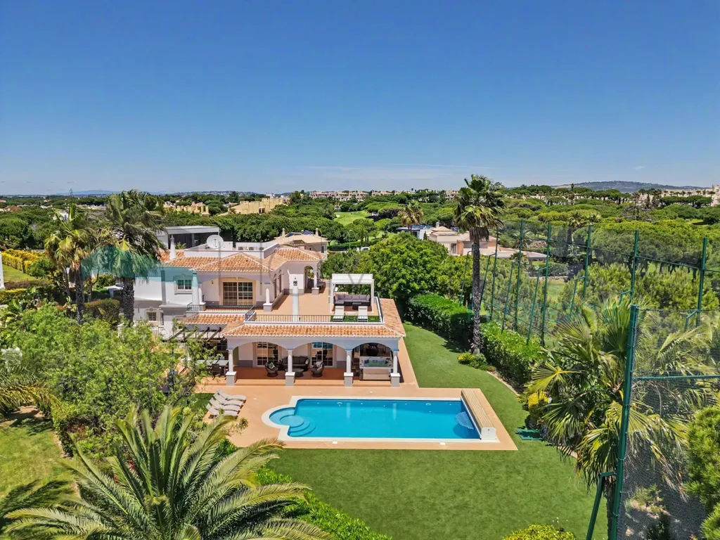 Vista aerea - 5-Bed Villa with Pool in Vila Sol, Loulé