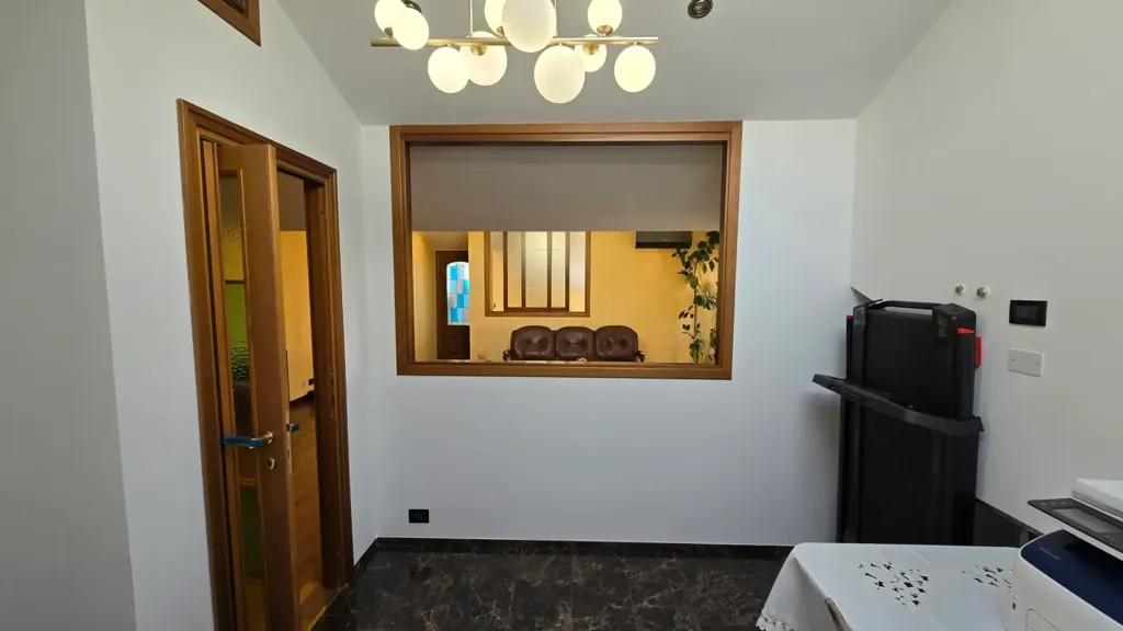 hallway_entrance