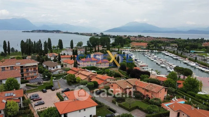 Trilocale with Lake View in Sirmione