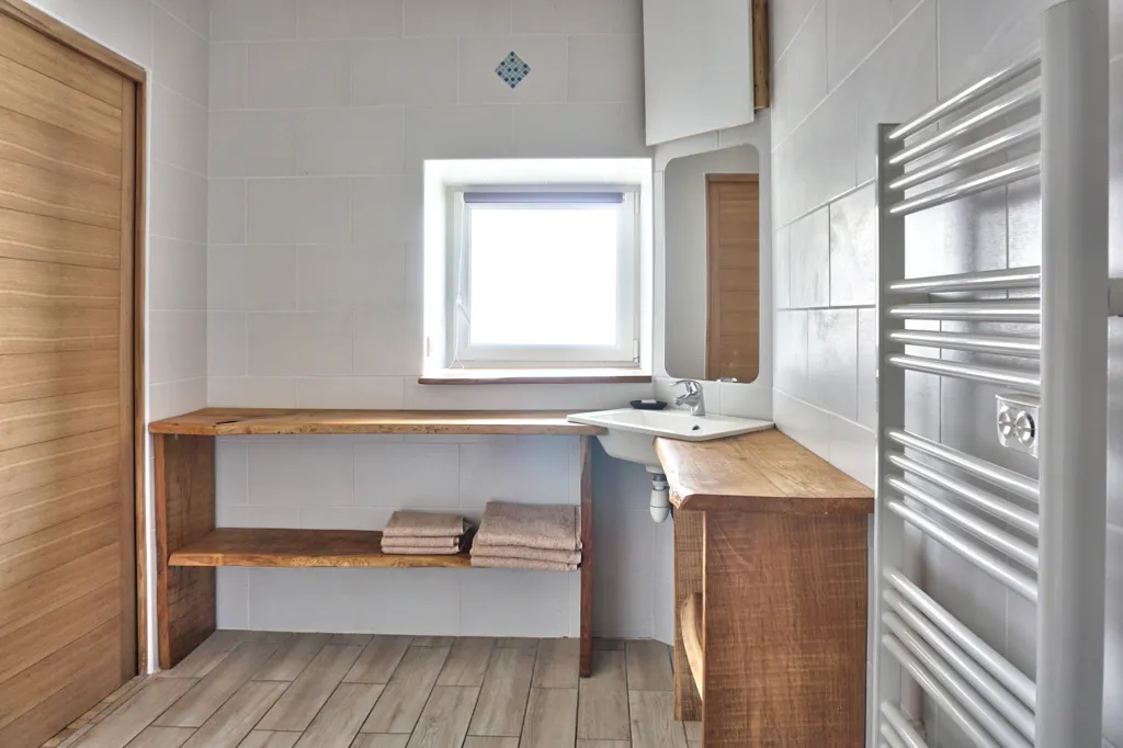Salles de bain - Longère en Pierre avec Gîte à 5 mn de Guingamp