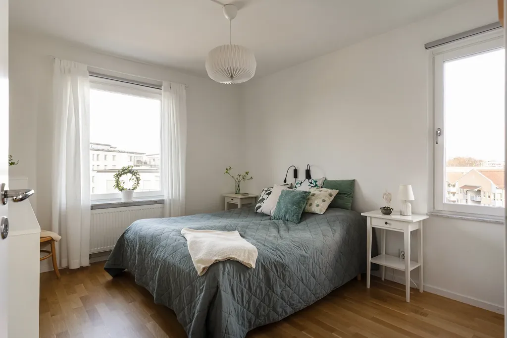 Magamistoad - Corner Flat with Panoramic View in Lund