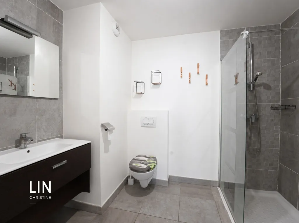 Vannitoad - Charming Flat in Former Chapel, Lyon