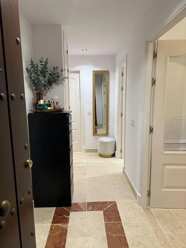 Entrée - Modern Apartment with Pool in Estepona East