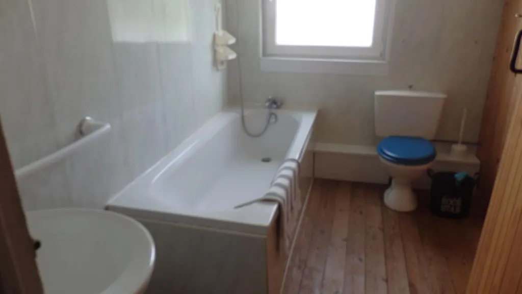 Salles de bain - Maison au Calme avec Terrasse à Pontrieux