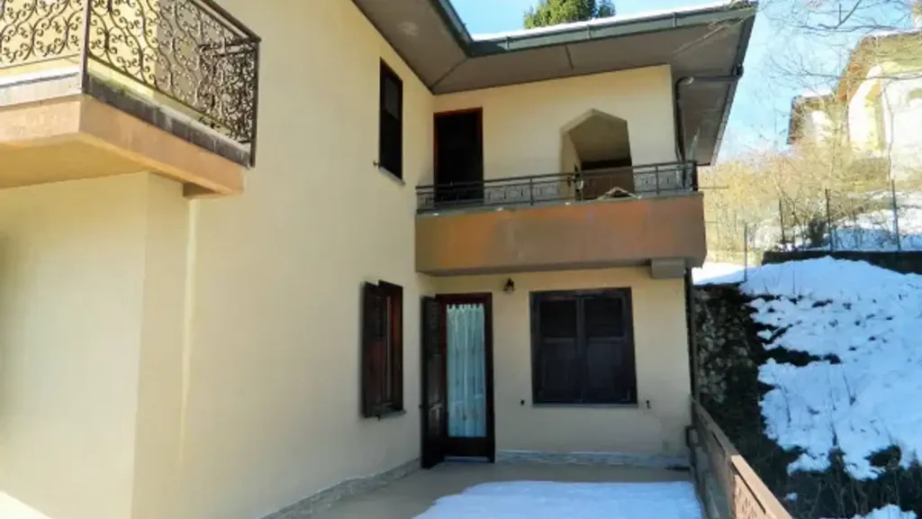 Välivaade - Terraced House with Terraces in Alta Valle Intelvi