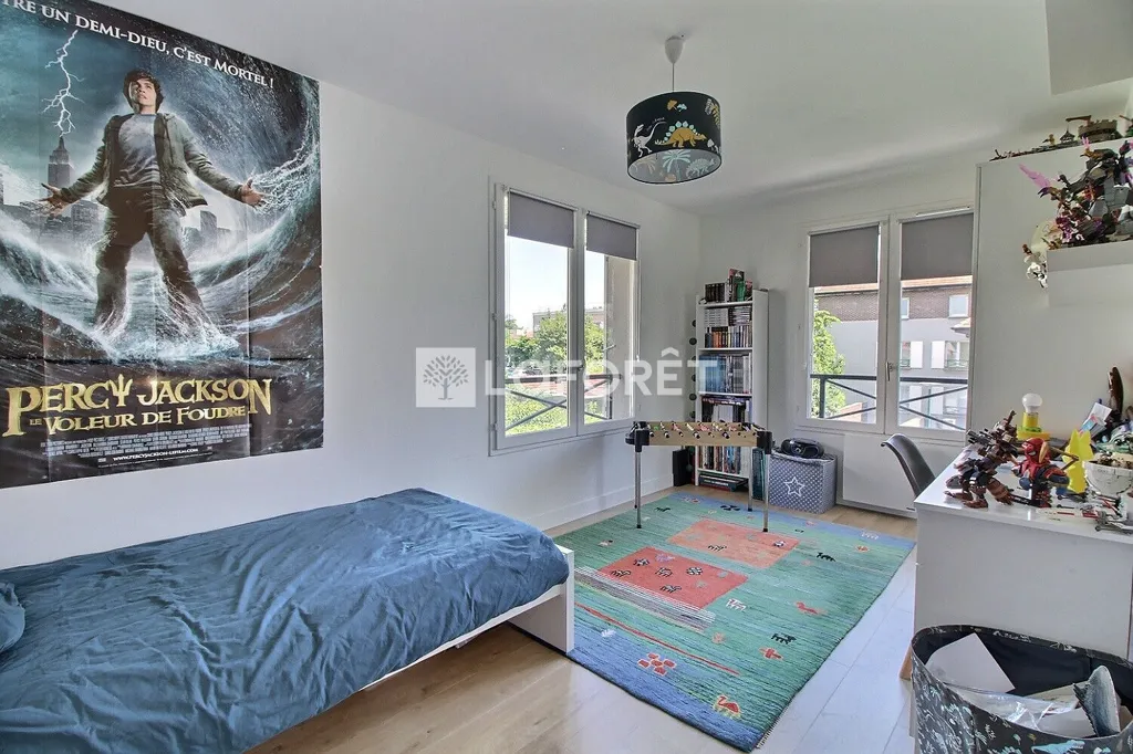 Chambres - Duplex Rénové avec Jardin à Rueil Malmaison