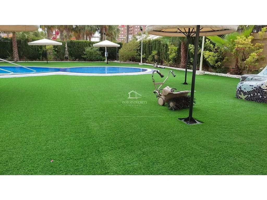 pool_area