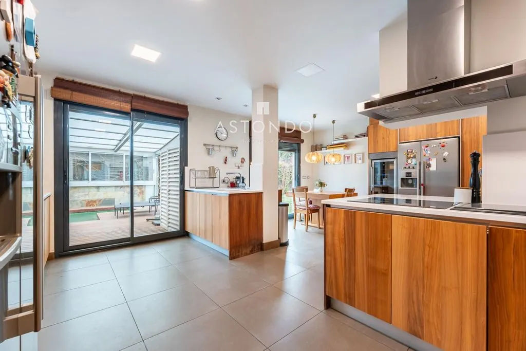 Köök - Detached Villa with Private Pool in Boadilla del Monte